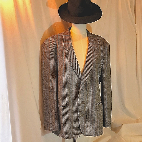 The Public Notice Linen Jacket - Picture 1 of 6